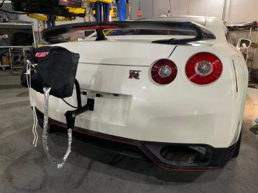 TITAN MOTORSPORTS NISSAN GTR R35 GTR ABNEHMBARE FALLSCHIRMHALTERUNG