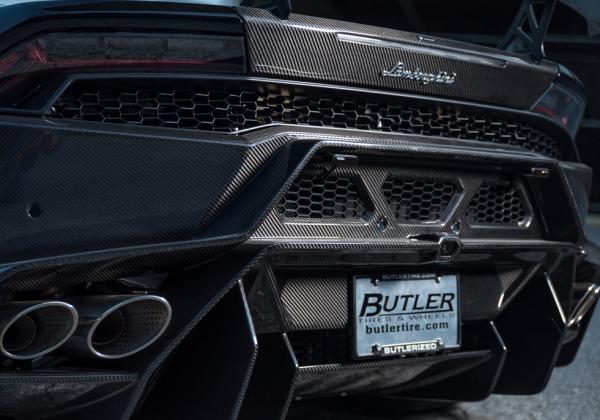 CARBON FIBER DECKLID Detaiansicht