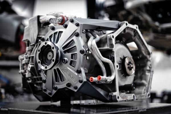 AMS PERFORMANCE R8/HURACAN DL800 REINFORCED DIFFERENTIAL COVER & TRANSMISSION BRACE