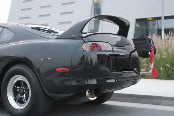 TITAN MOTORSPORTS MKIV SUPRA Abnehmbare Fallschirmhalterung